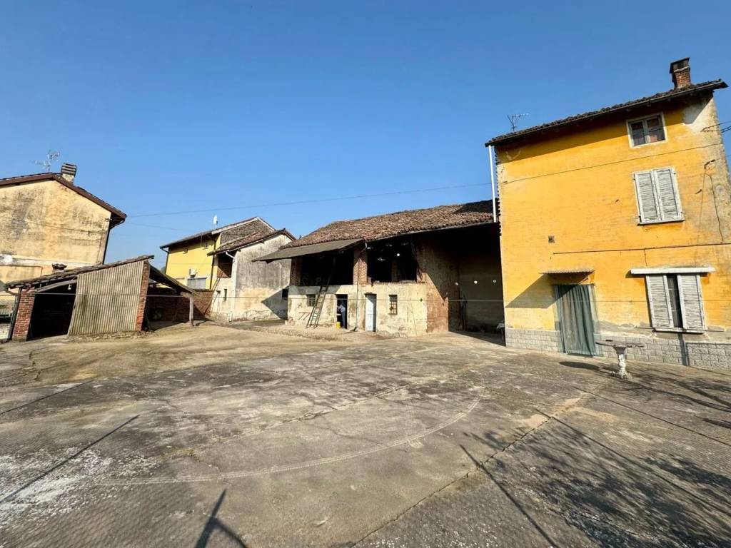 Villa a Tromello in Piazza Campegi No Number - Foto 2