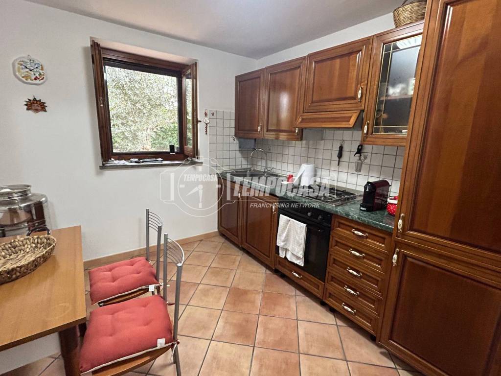 Appartamento a Oriolo romano in Via delle Cerase, 19 - Foto 5