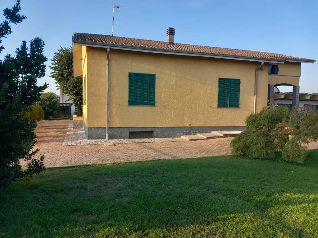 Villa a Alessandria in Via Piacenza in San Giuliano - Foto 2