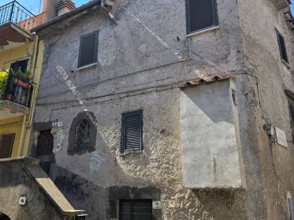 Appartamento a Vicovaro in via del Peschio - Foto 2