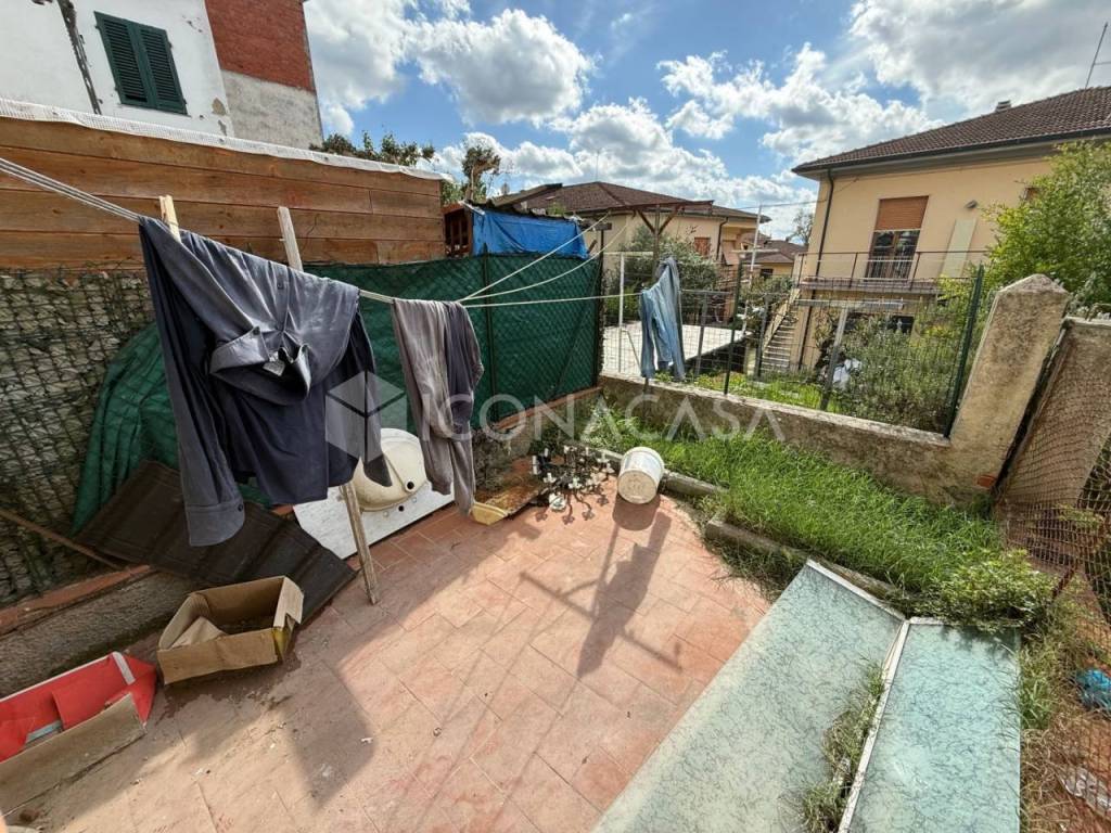 Casa indipendente a Pontedera in Via Enrico Capecchi - Foto 3