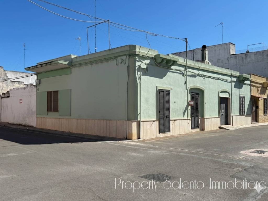 Villa a Ugento in Via Fiume, 37 - Foto 3