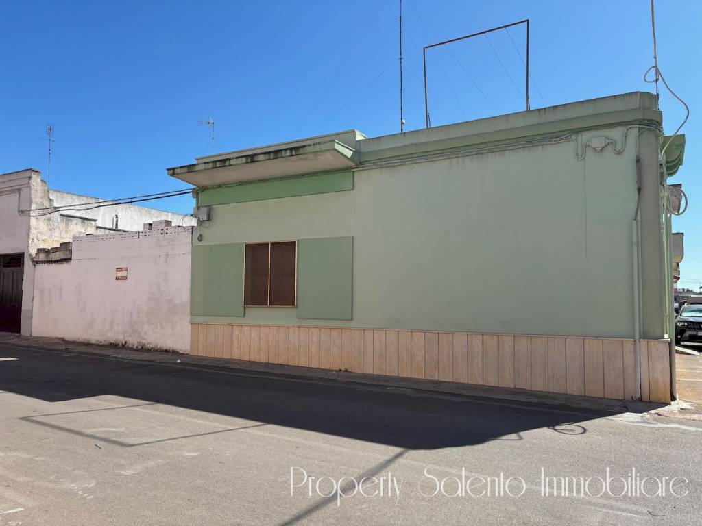 Villa a Ugento in Via Fiume, 37 - Foto 5