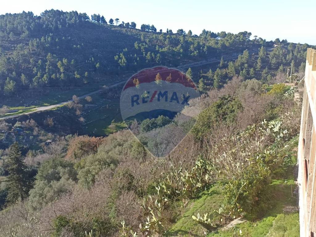 Appartamento a Chiaramonte gulfi in VIA Gaetano Martino, 26 - Foto 5