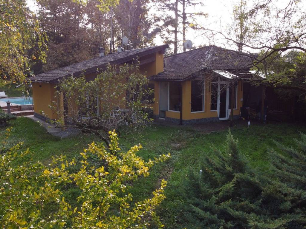 Villa a Agrate conturbia in Via Cordona, 2 - Foto 4