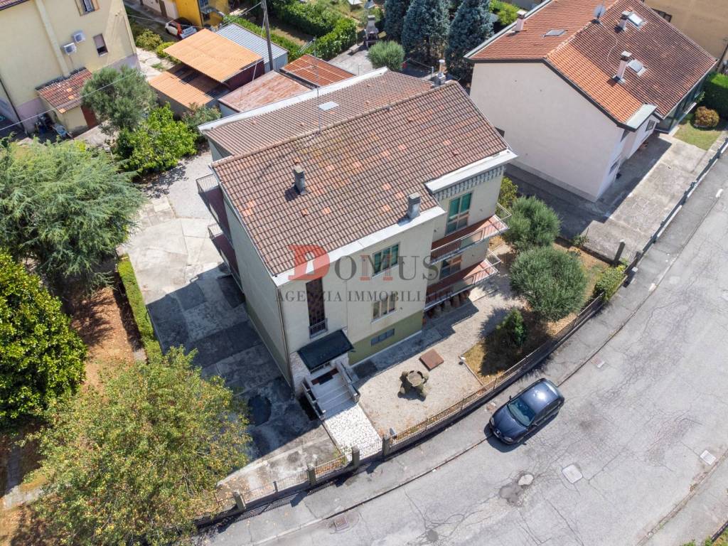 Palazzo / stabile a Mantova in Via Peschiera, 5 - Foto 4