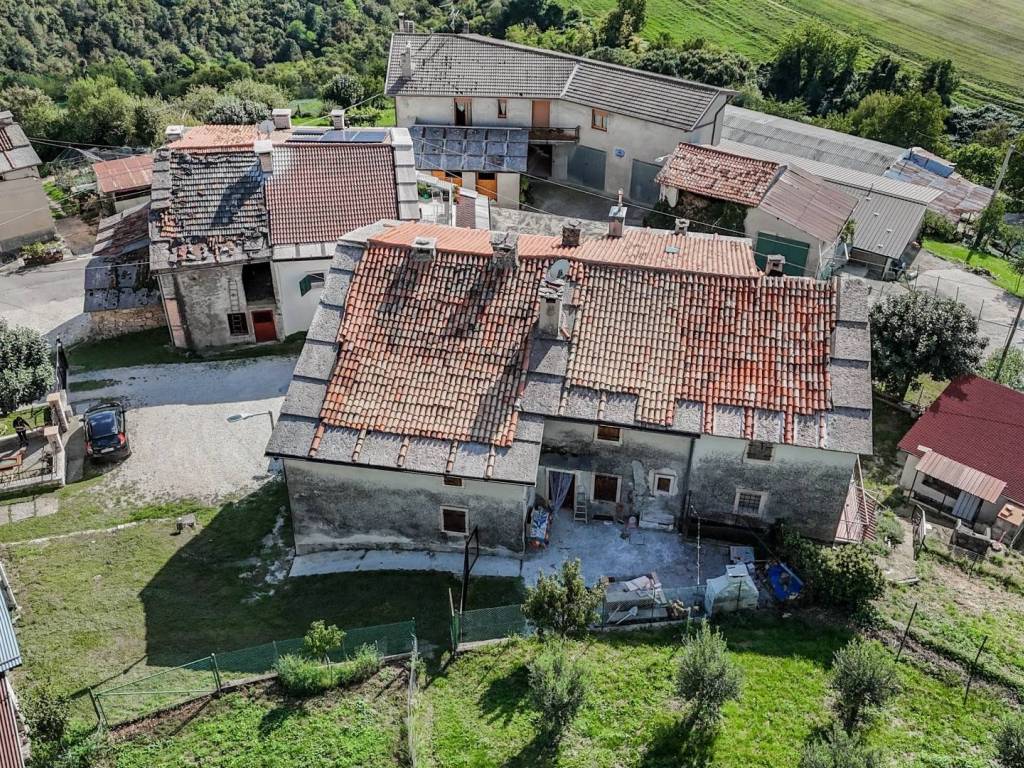 Rustico / casale a Grezzana in Via Corrubio, 49 - Foto 3