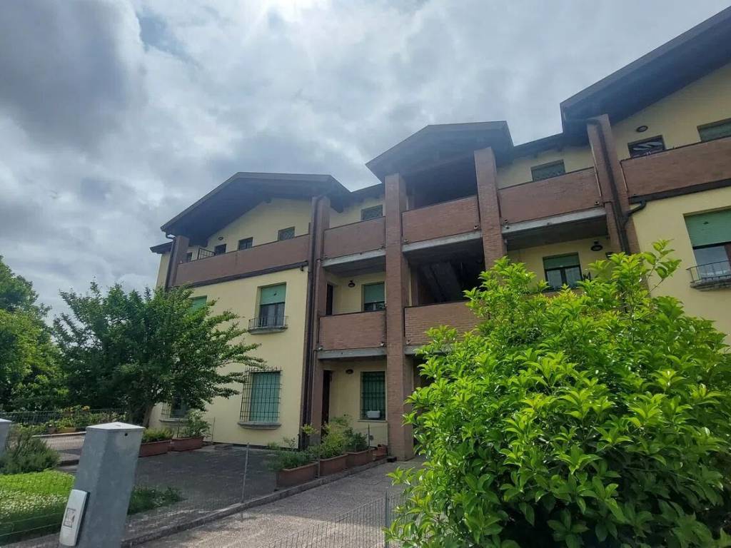 Appartamento a Terre del reno in Via G. Mazzini, 56 - Foto 2