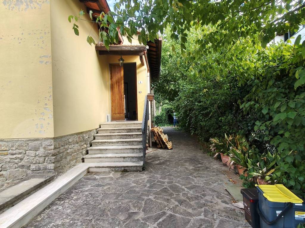 Appartamento a Fiesole in Via del Partigiano - Foto 3