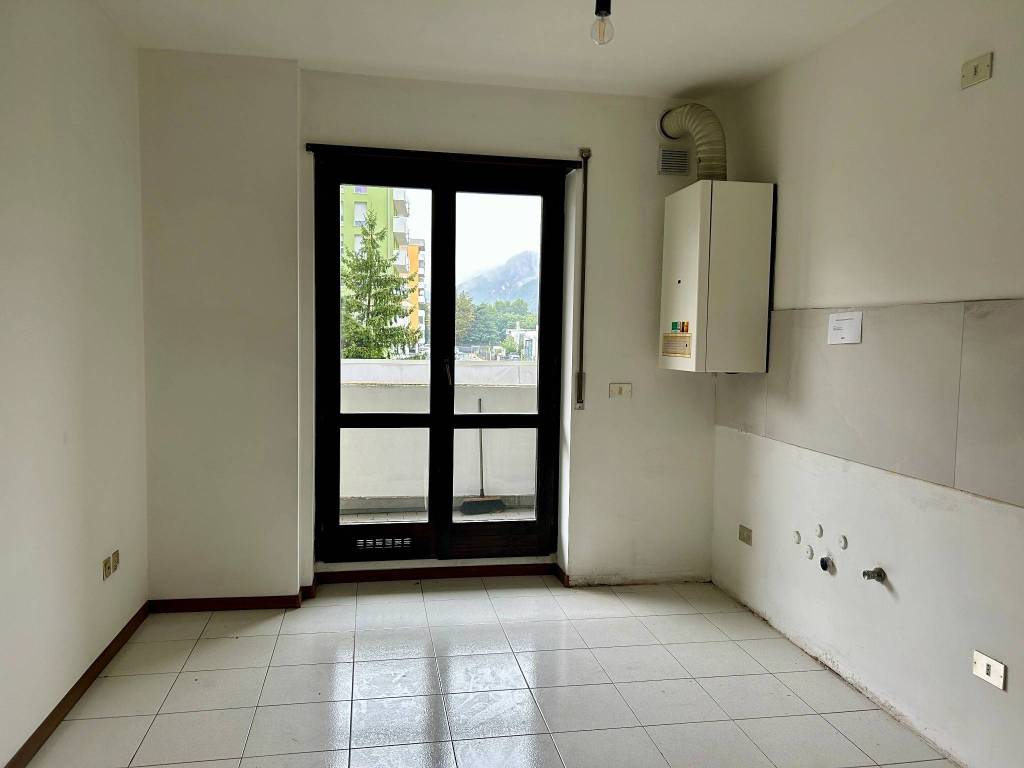 Appartamento a Trento in Via Padre Emilio Chiocchetti - Foto 4
