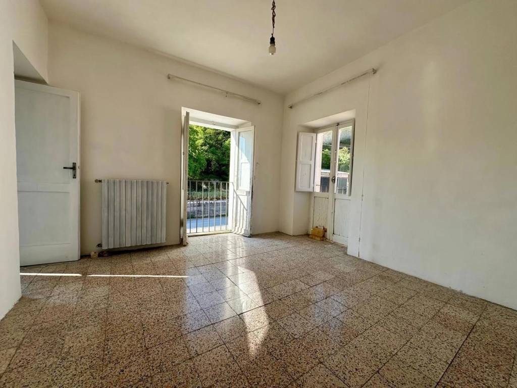 Casa indipendente a Caporciano in Via l'Aia, snc - Foto 3