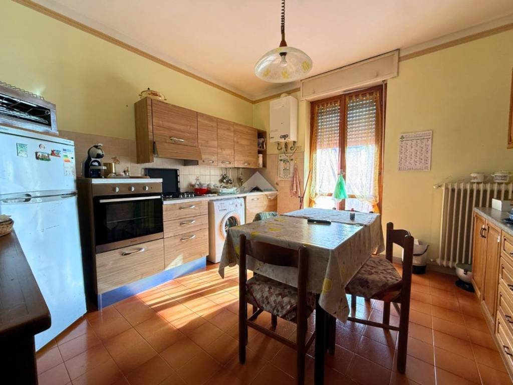 Appartamento a Santhià in Via Monviso, 5 - Foto 4