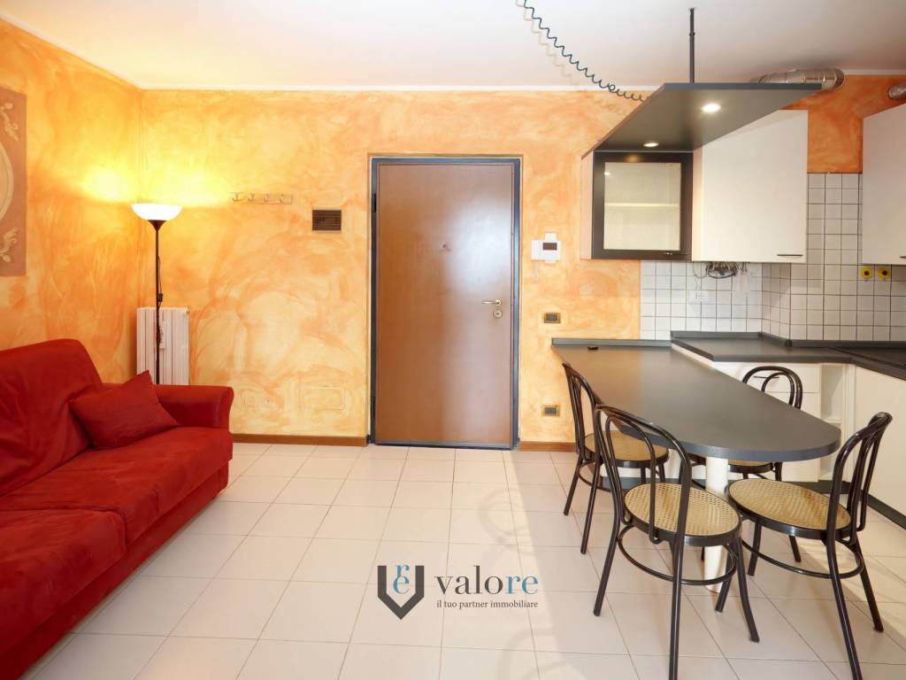 Appartamento a Verona in Via Silvio Penazzi, 26 - Foto 4