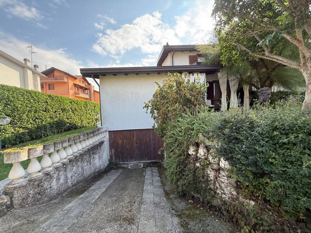 Villa a Zelo buon persico in Via Santa Caterina - Foto 4