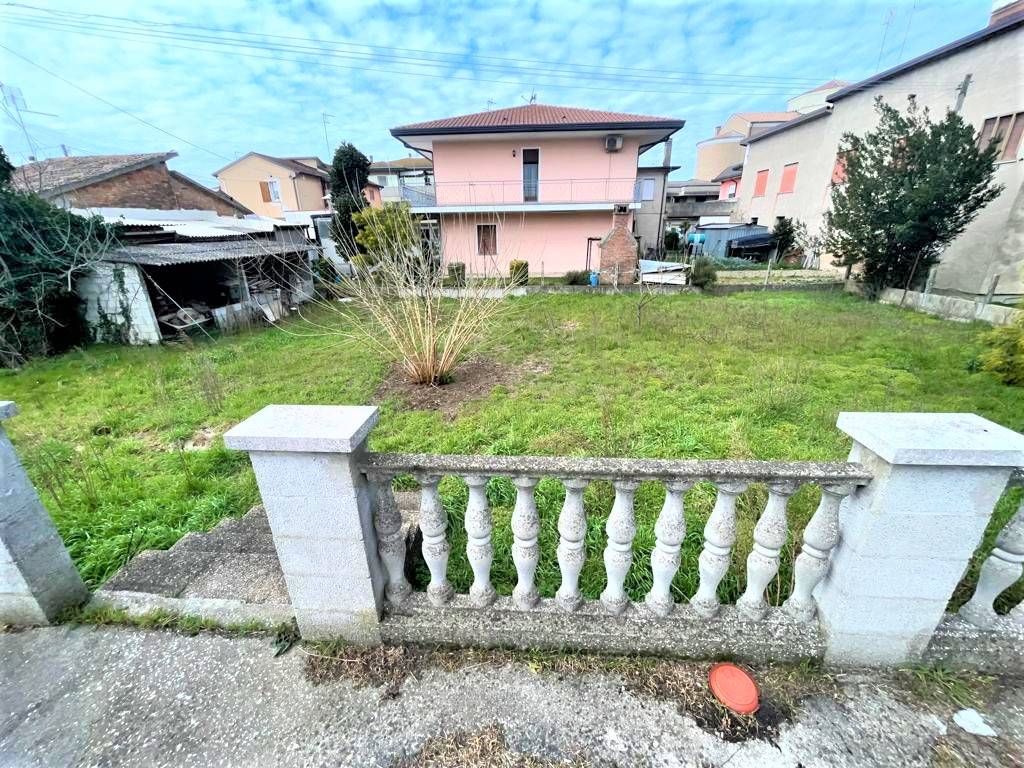Casa indipendente a Taglio di po in Via Romea - Foto 3