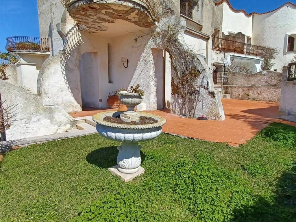 Villetta a schiera a Terracina in Via Priamo, 47 - Foto 3
