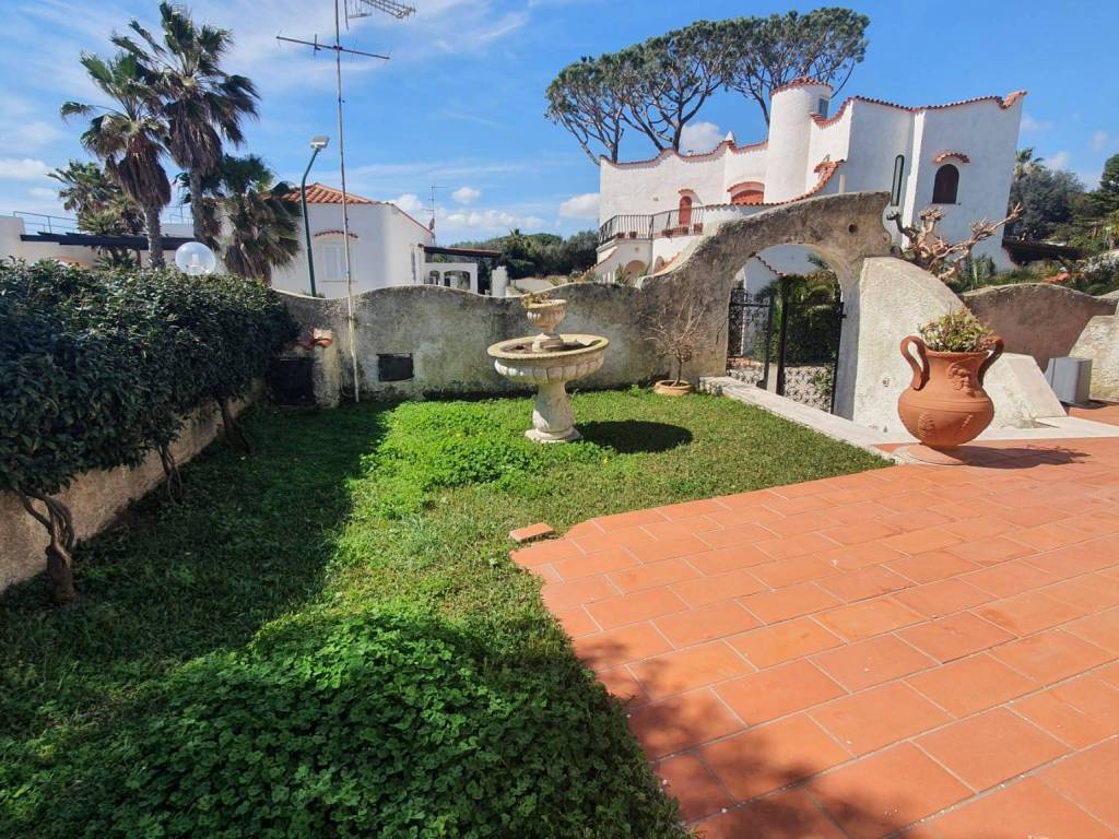 Villetta a schiera a Terracina in Via Priamo, 47 - Foto 5