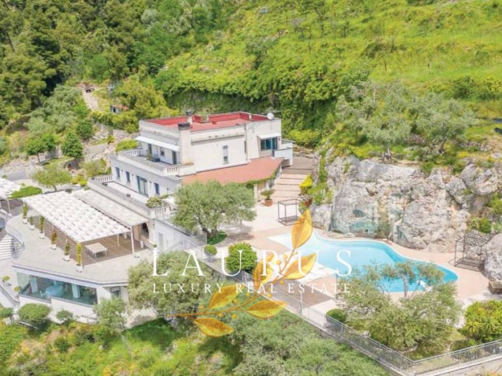 Villa a Sarno in Via Gaetano Nunziante, 41 - Foto 3
