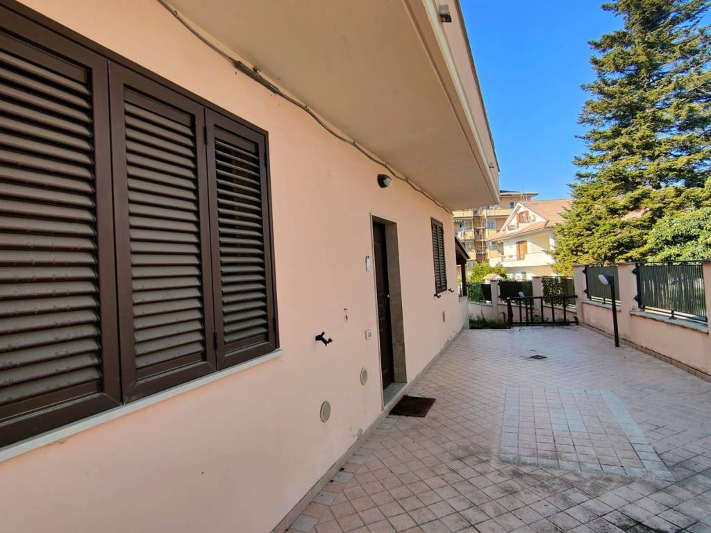 Villa a Chieti in Via Sulmona, 96 - Foto 3