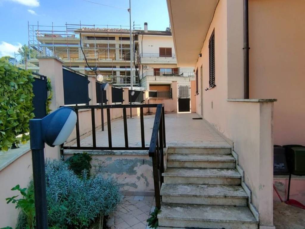 Villa a Chieti in Via Sulmona, 96 - Foto 4