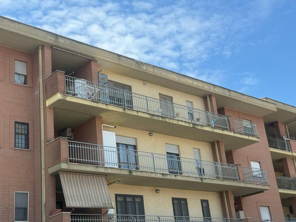 Appartamento a Aprilia in Via Arturo Toscanini - Foto 5