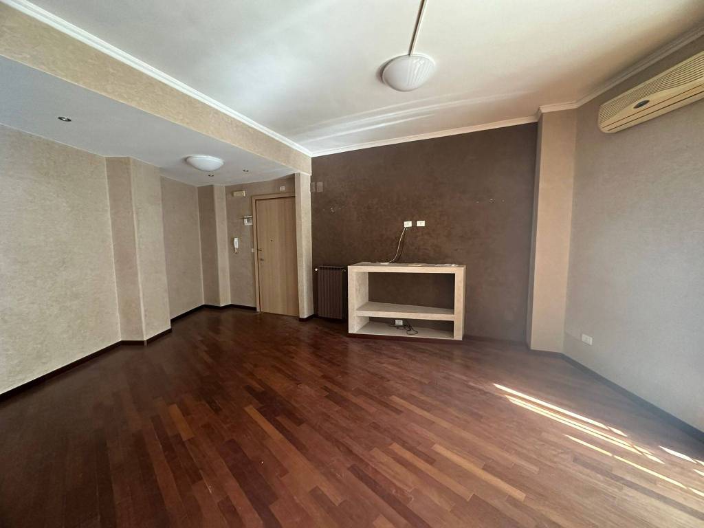 Appartamento a Foggia in Via Matteo Luigi Guerrieri, 2 - Foto 2