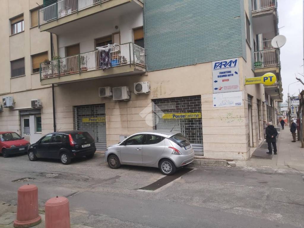 Box / garage a Cosenza in Via Panebianco, 259 - Foto 4