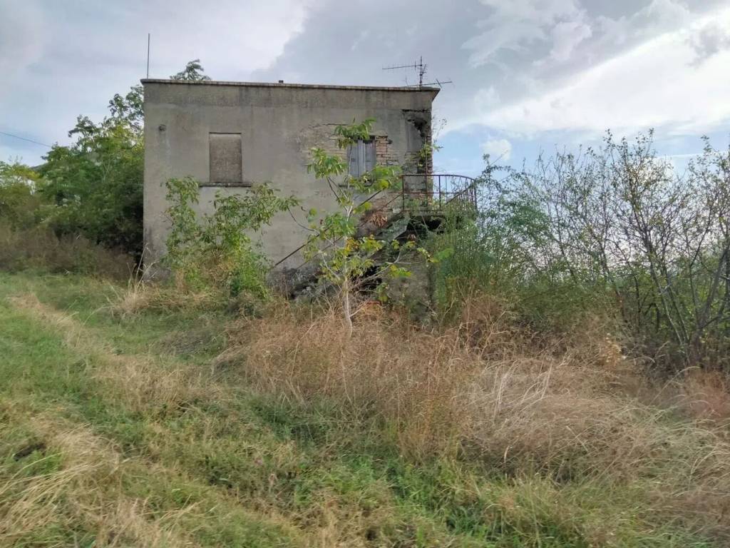 Casa indipendente a Guardiagrele in Piana San Bartolomeo S.N.C. - Foto 2