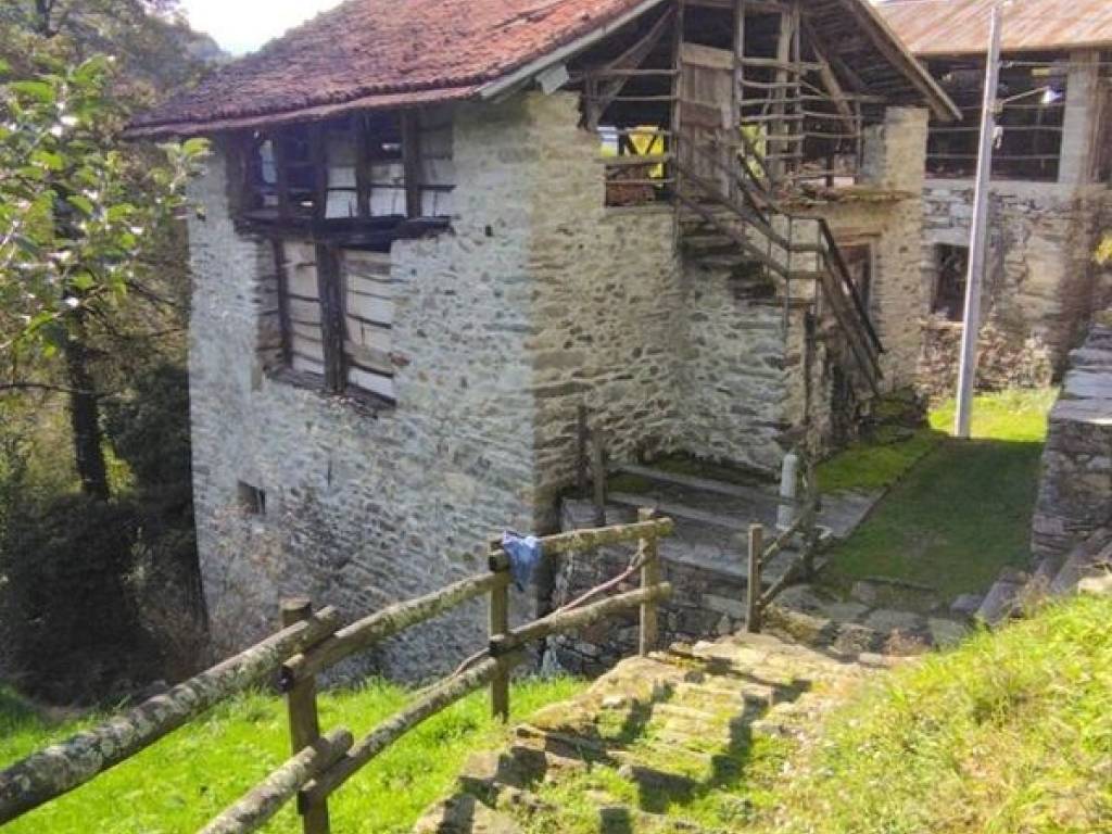 Rustico / casale a Varallo in Località Rolate - Foto 2