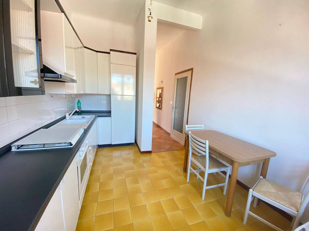 Appartamento a Casale monferrato in Corso Valentino, 137 - Foto 4
