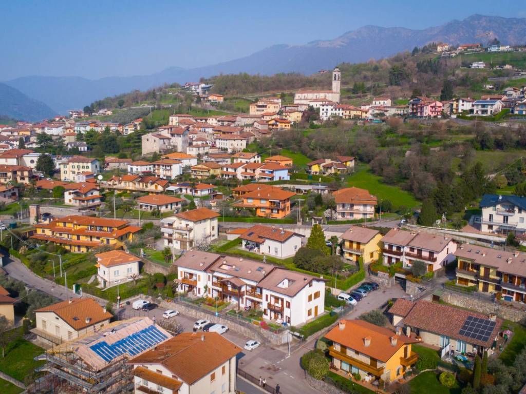 Appartamento a Solto collina in via del Bogno, 7 - Foto 3