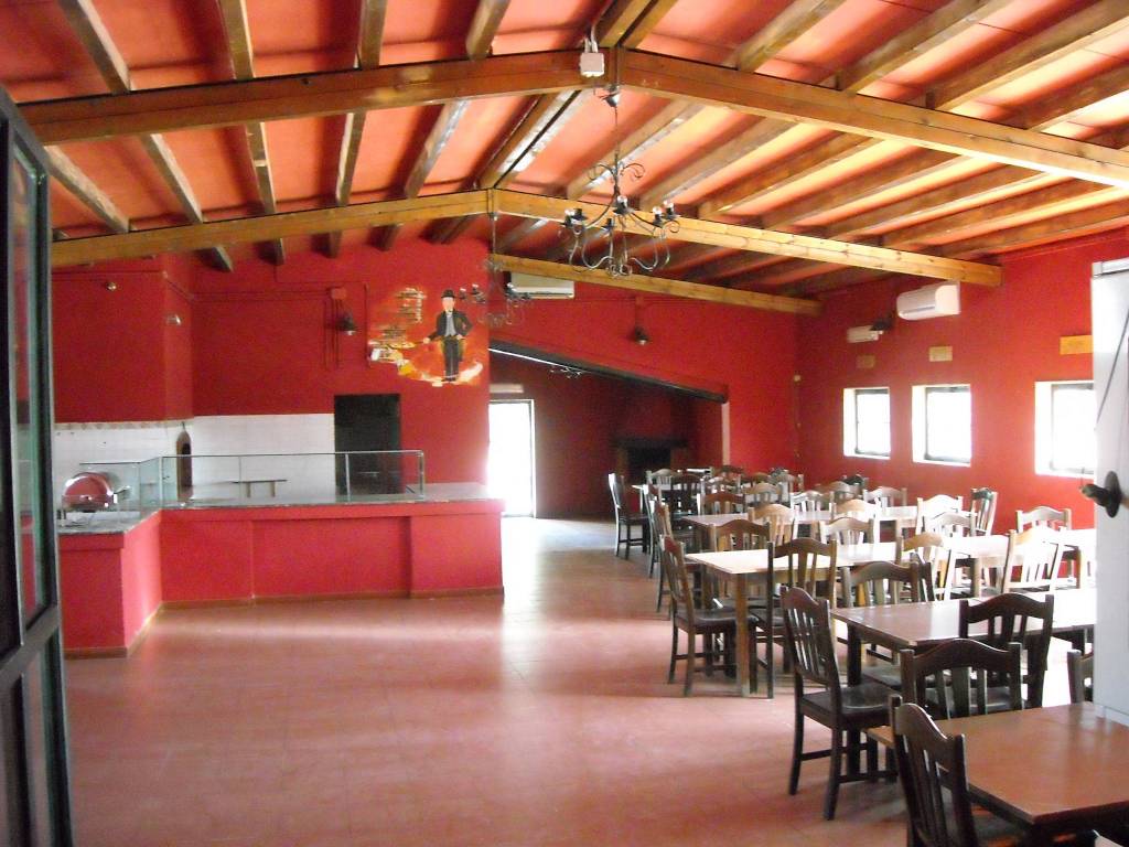 Palazzo / stabile a Manfredonia in SS89 - Foto 3