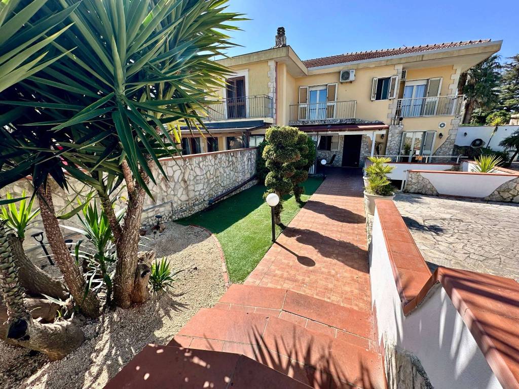 Villetta a schiera a Ragusa in Via Grazia Deledda, 68 - Foto 3