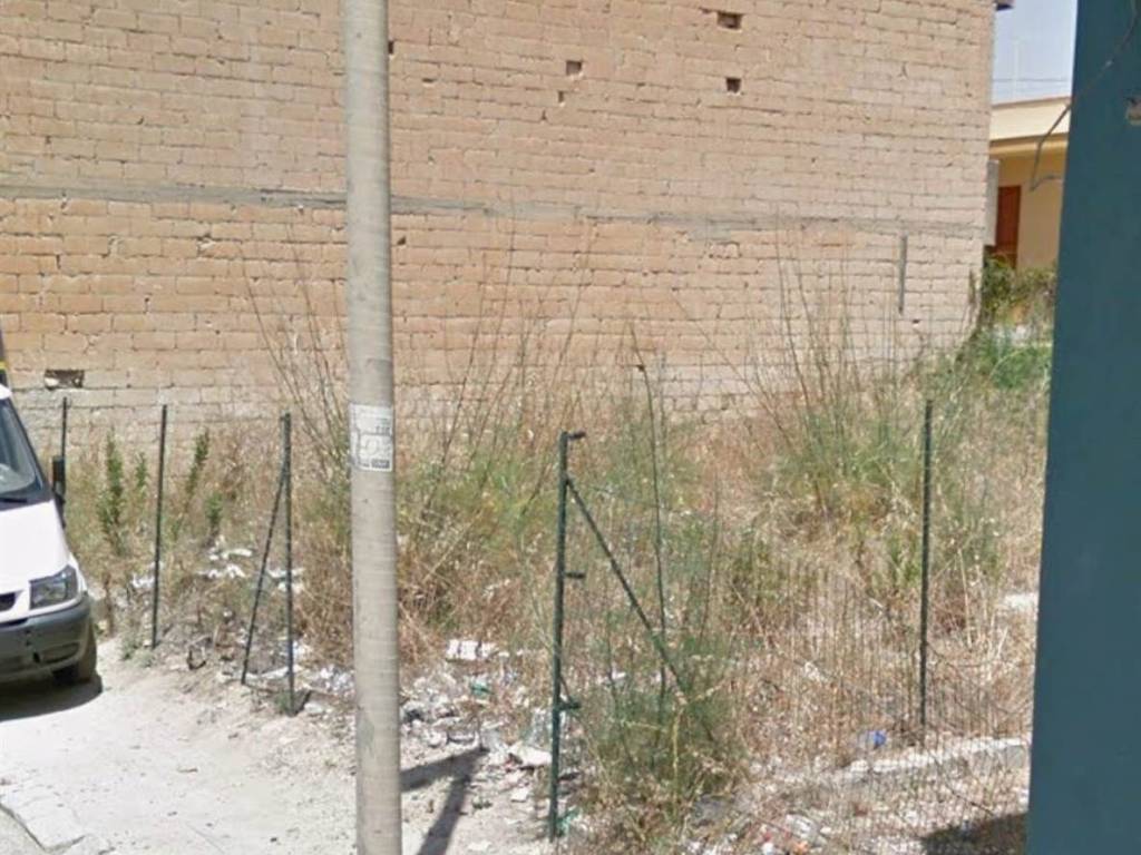 Terreno a Pozzallo in Via Febraro Menotti, 33 - Foto 2
