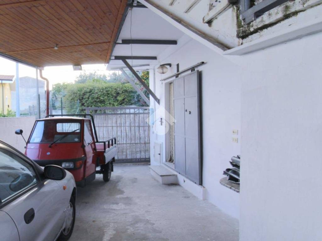 Casa indipendente a Sellia marina in VIA PINELLI, 2 - Foto 2