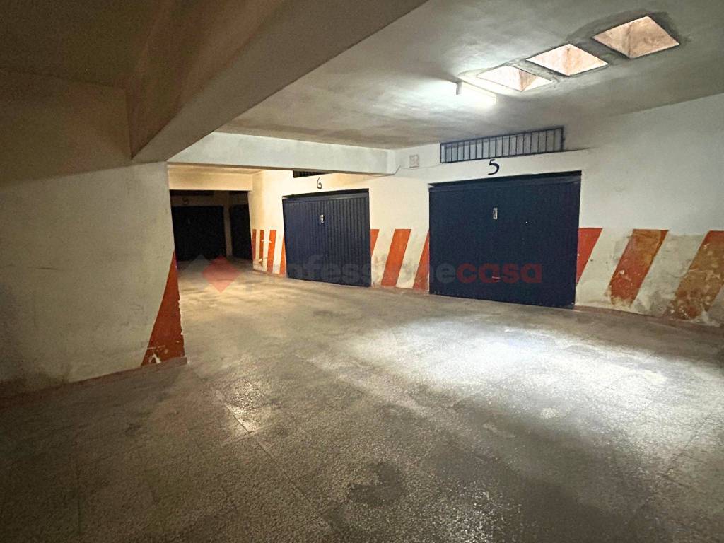 Box / garage a Grottaglie in Via Giuseppe Giusti, 10 - Foto 5