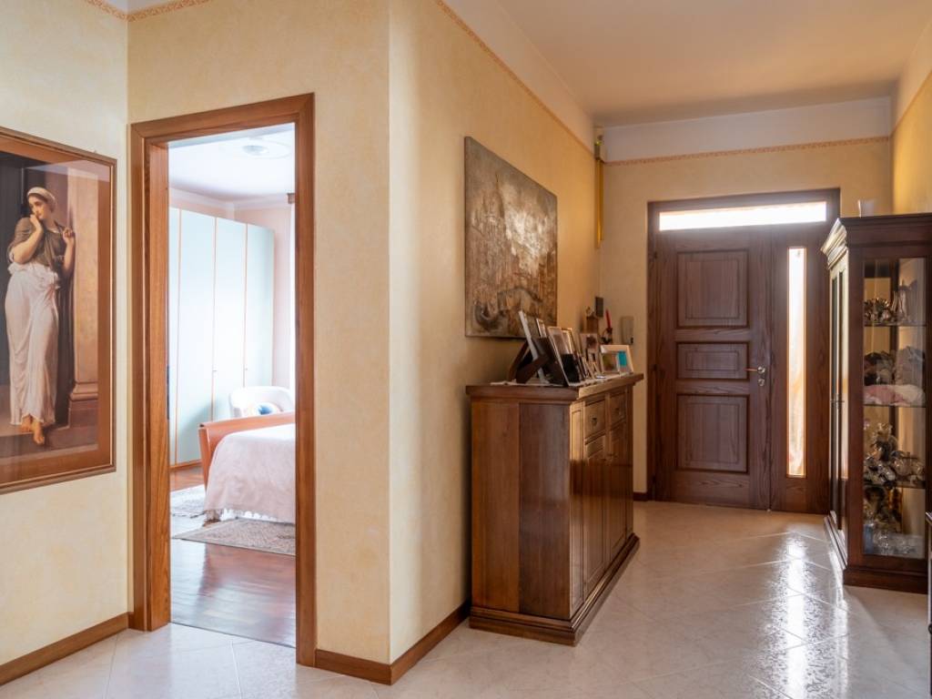 Villa a Villafranca di verona in Via Solferino, 4 - Foto 2