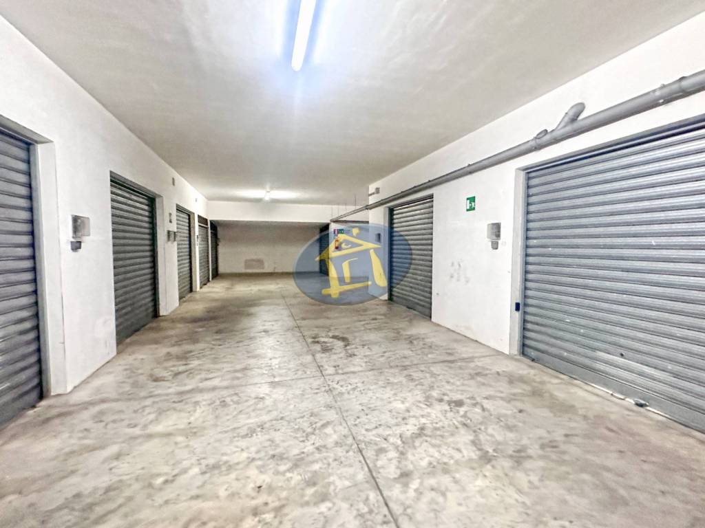 Box / garage a Putignano in Via Pasubio - Foto 3