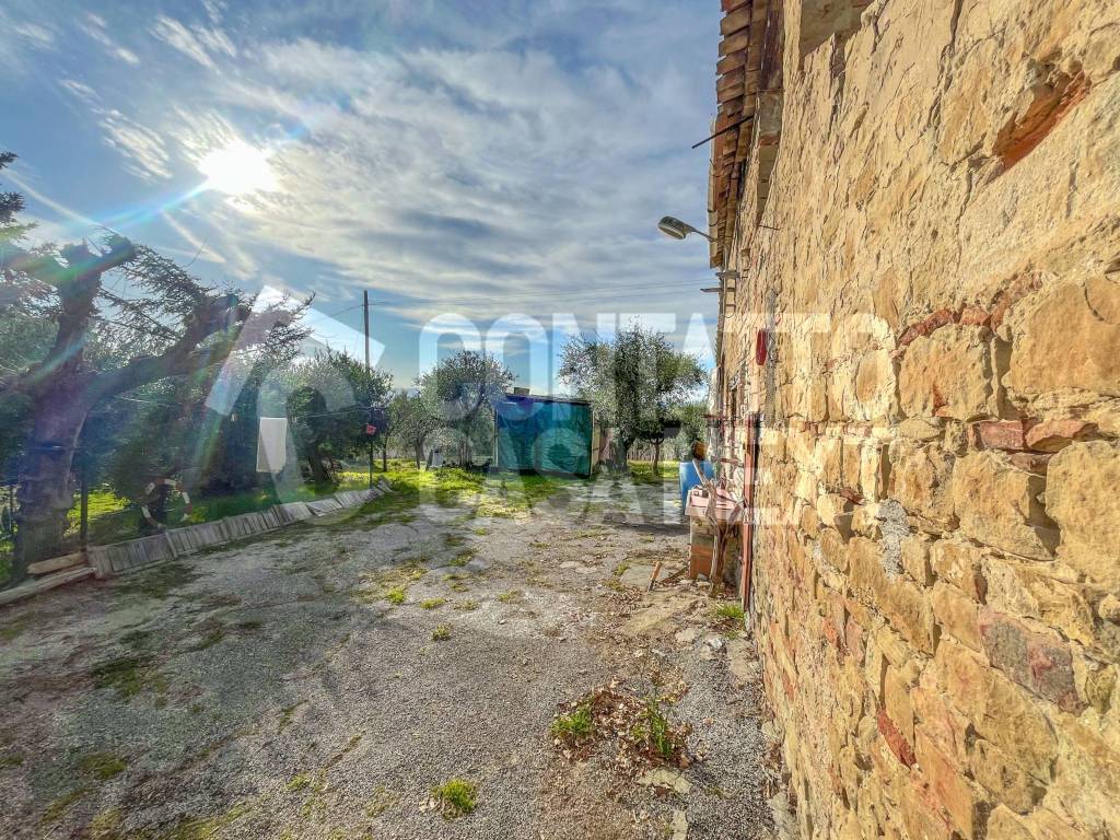 Rustico / casale a Monte roberto - Foto 2