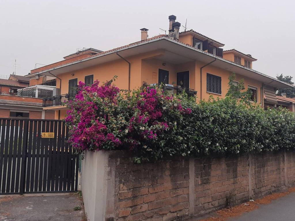 Appartamento a Roma in Via Publio Elio, 15 - Foto 2