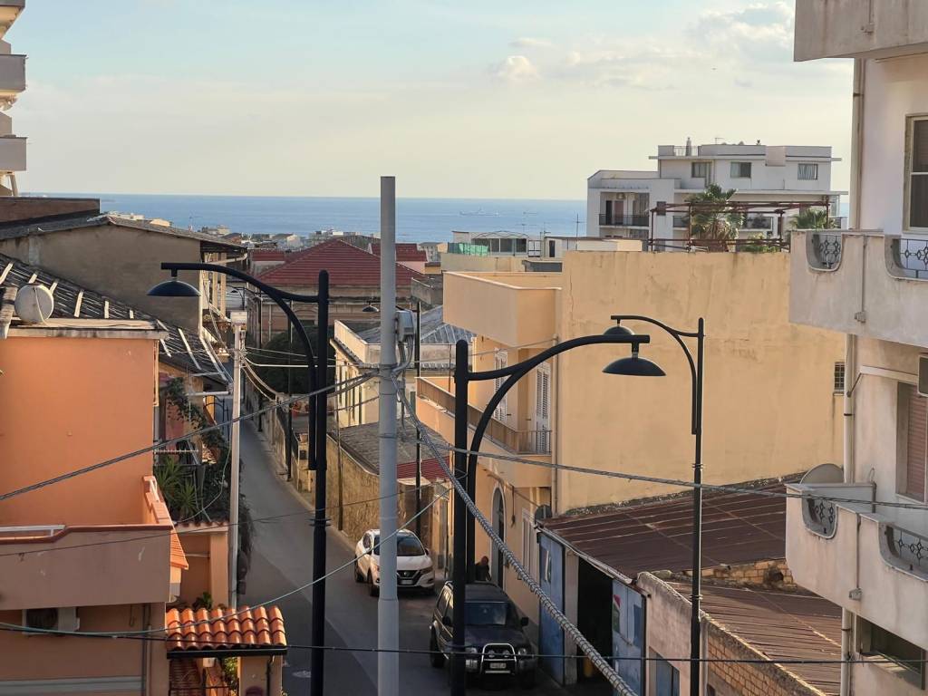 Appartamento a Reggio calabria in Via Anita Garibaldi - Foto 3