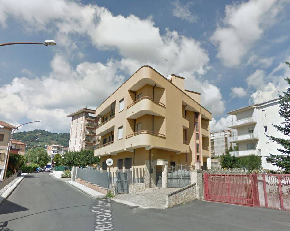 Villa a Lamezia terme in Via Piersanti Mattarella, 55 - Foto 2