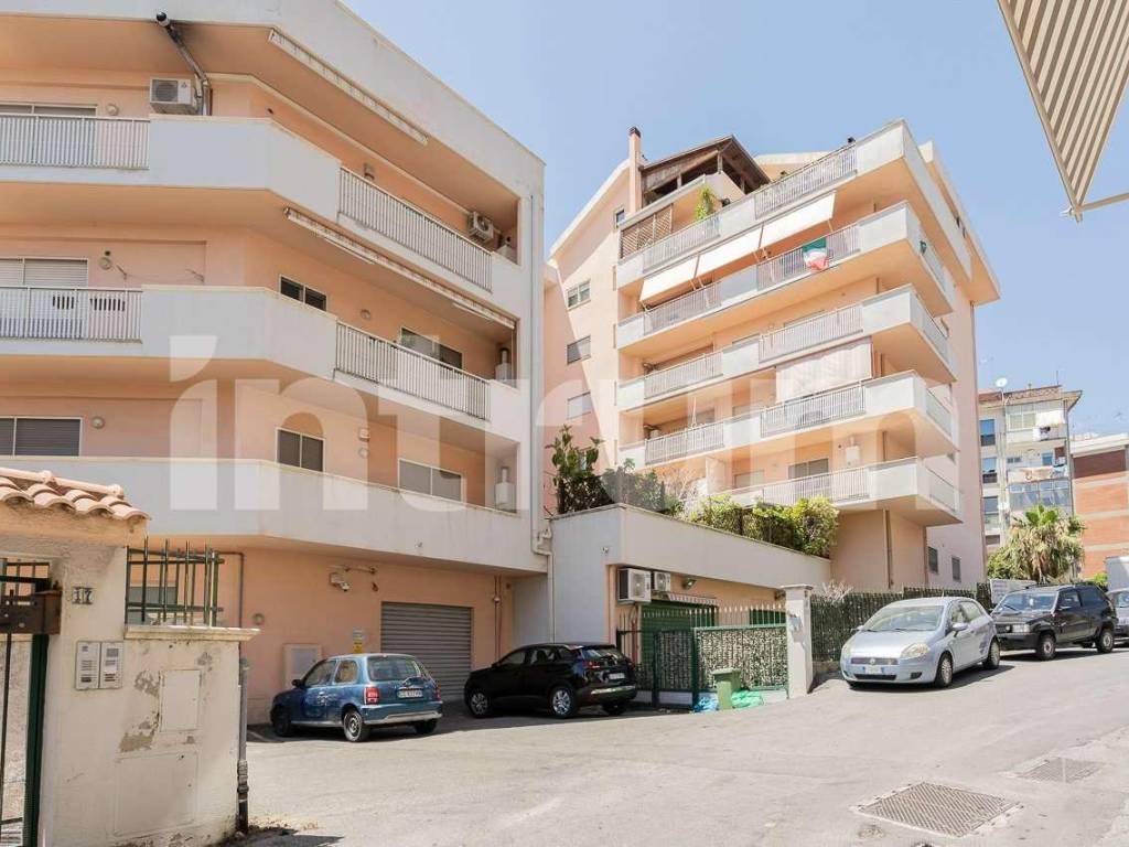 Immobile a Reggio calabria in via Sbarre Superiori - Vico Ferruccio 33 - Foto 4