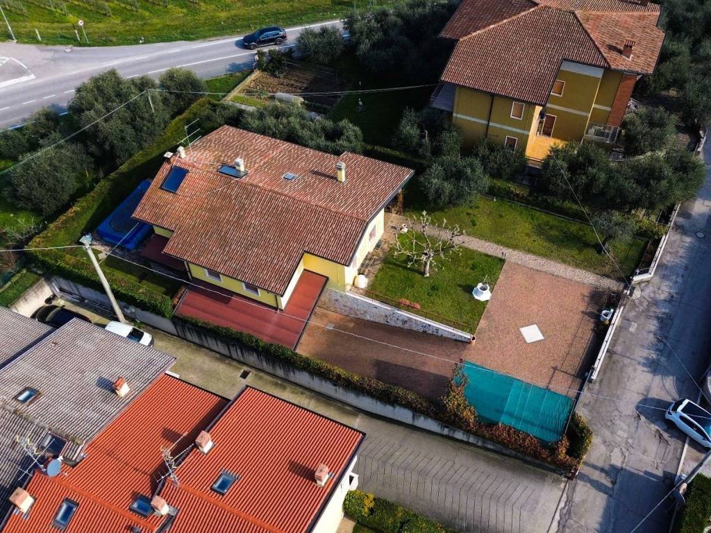 Villa a Pastrengo in Via Monte Baldo, 4 - Foto 3