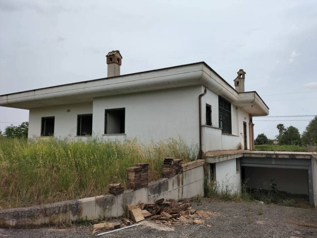 Villa a Aprilia in Via Giambattista Nicolini, 0 - Foto 3