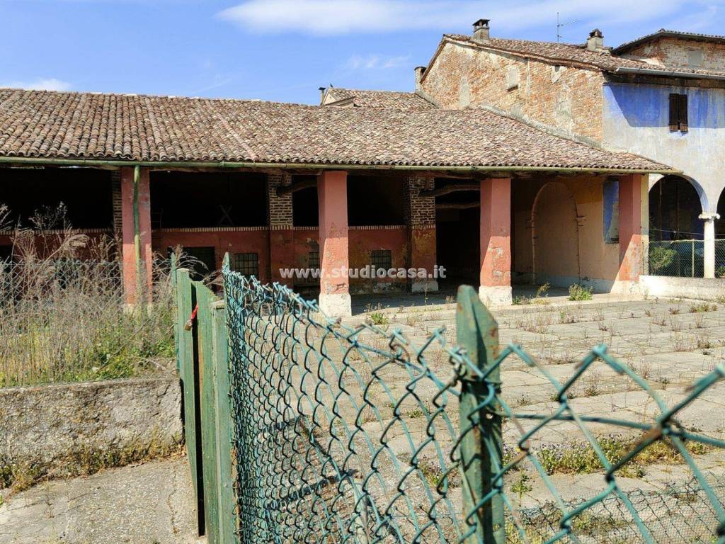 Rustico / casale a Ripalta cremasca in via roma - Foto 2