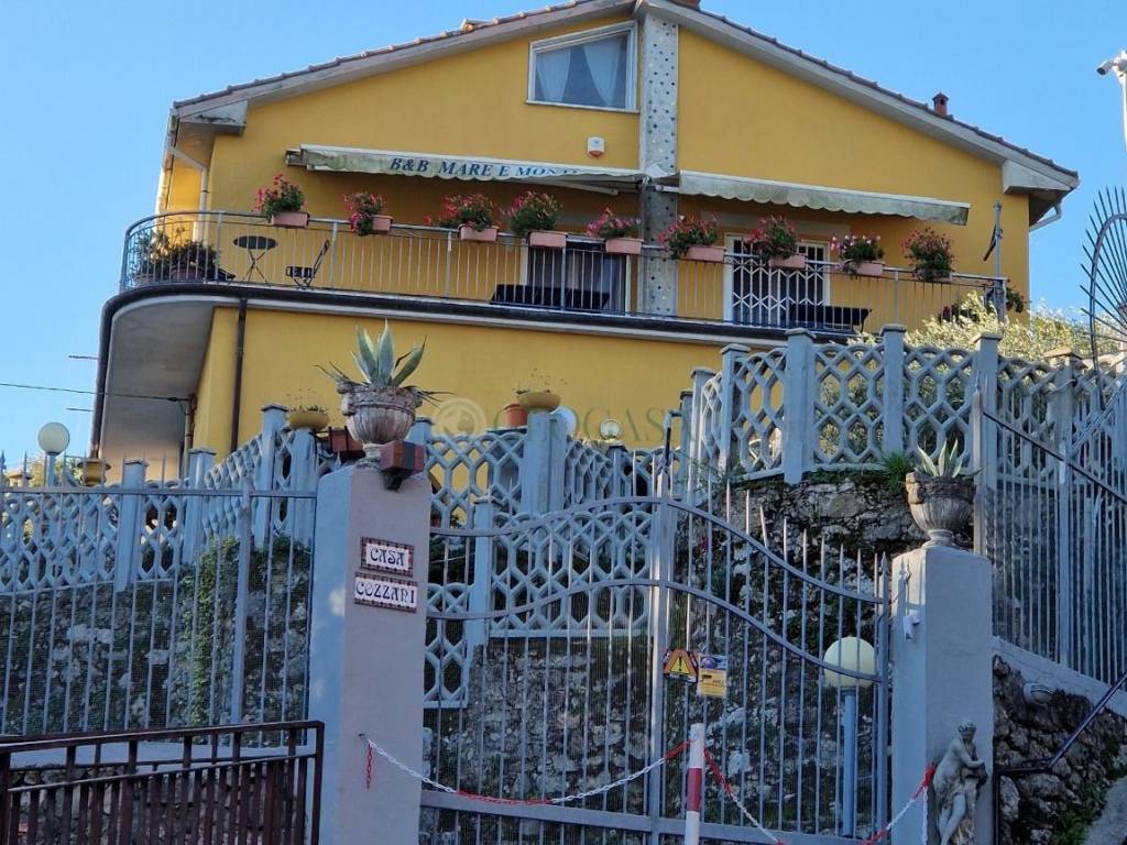 Villa a La spezia in Via Genova, 523 - Foto 3