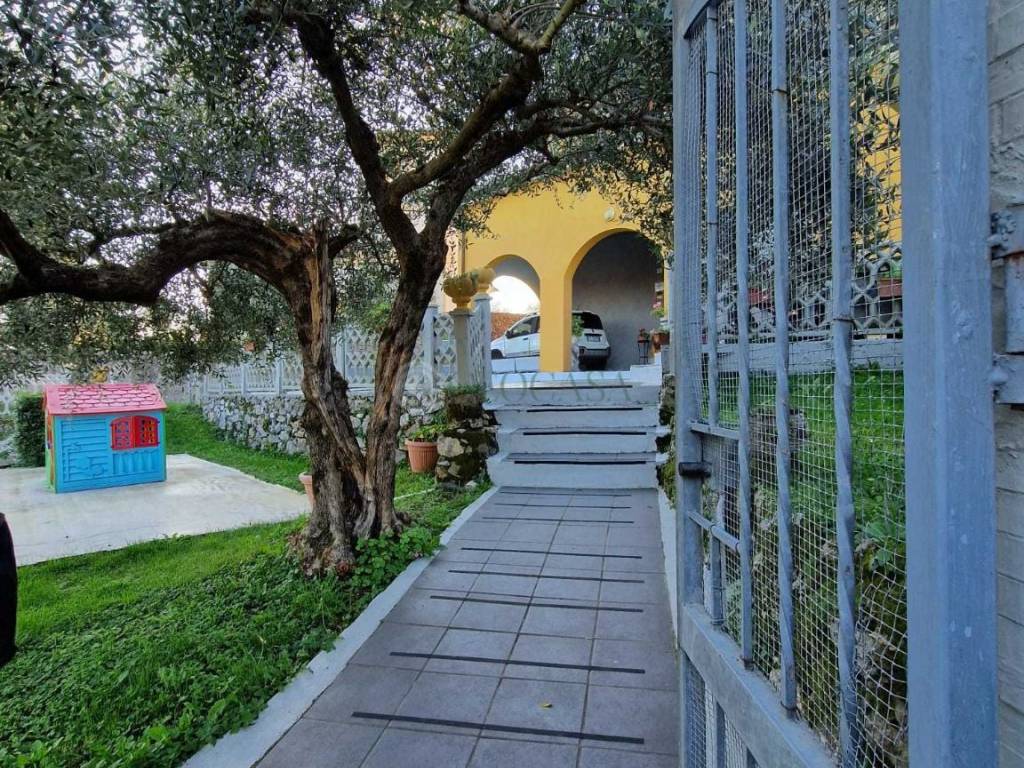 Villa a La spezia in Via Genova, 523 - Foto 5