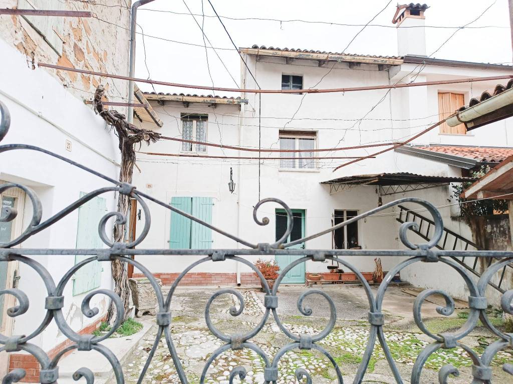 Villetta a schiera a Cormons in Via Udine, 25 - Foto 3