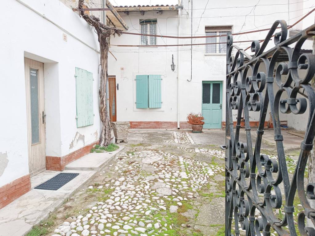 Villetta a schiera a Cormons in Via Udine, 25 - Foto 4